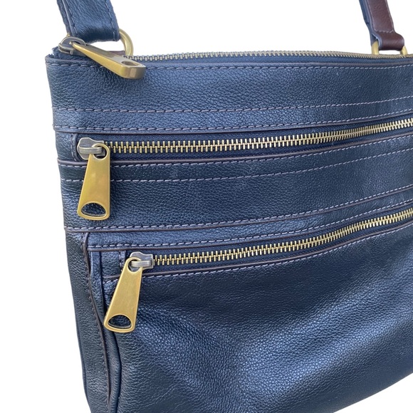 Fossil Black Pebbled Leather Crossbody Purse - Picture 6 of 14